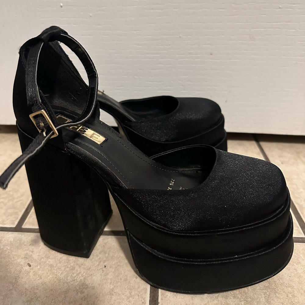 Chunki Platform Ankle-Strap Heels Jn Black View 4